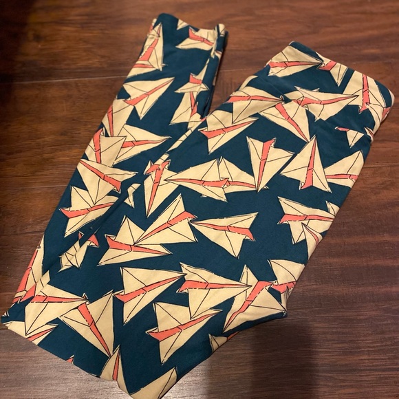 OS Lularoe Paper Airplane Leggings - Picture 3 of 3